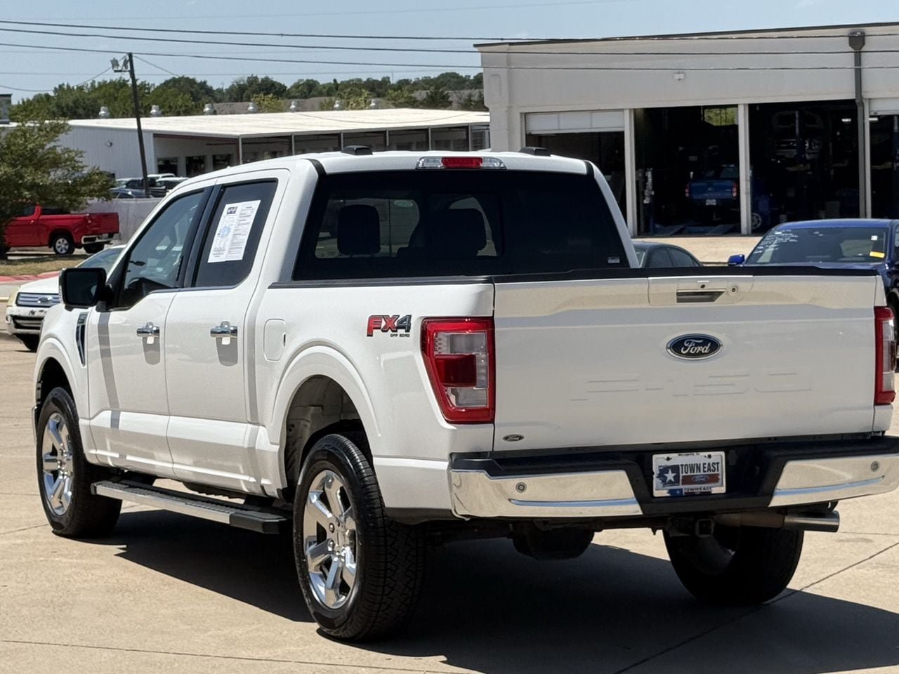 Certified 2023 Ford F150 Lariat w/ Trailer Tow Package AWD/4WD image 5