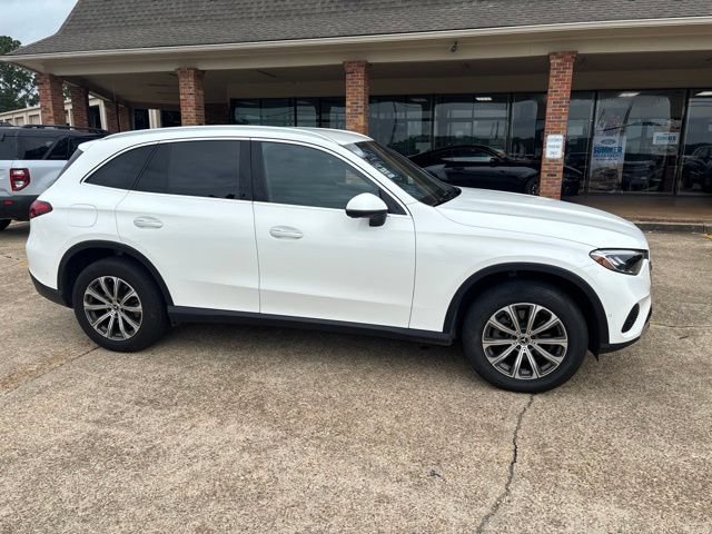 Used 2024 Mercedes-Benz GLC 300 image 7