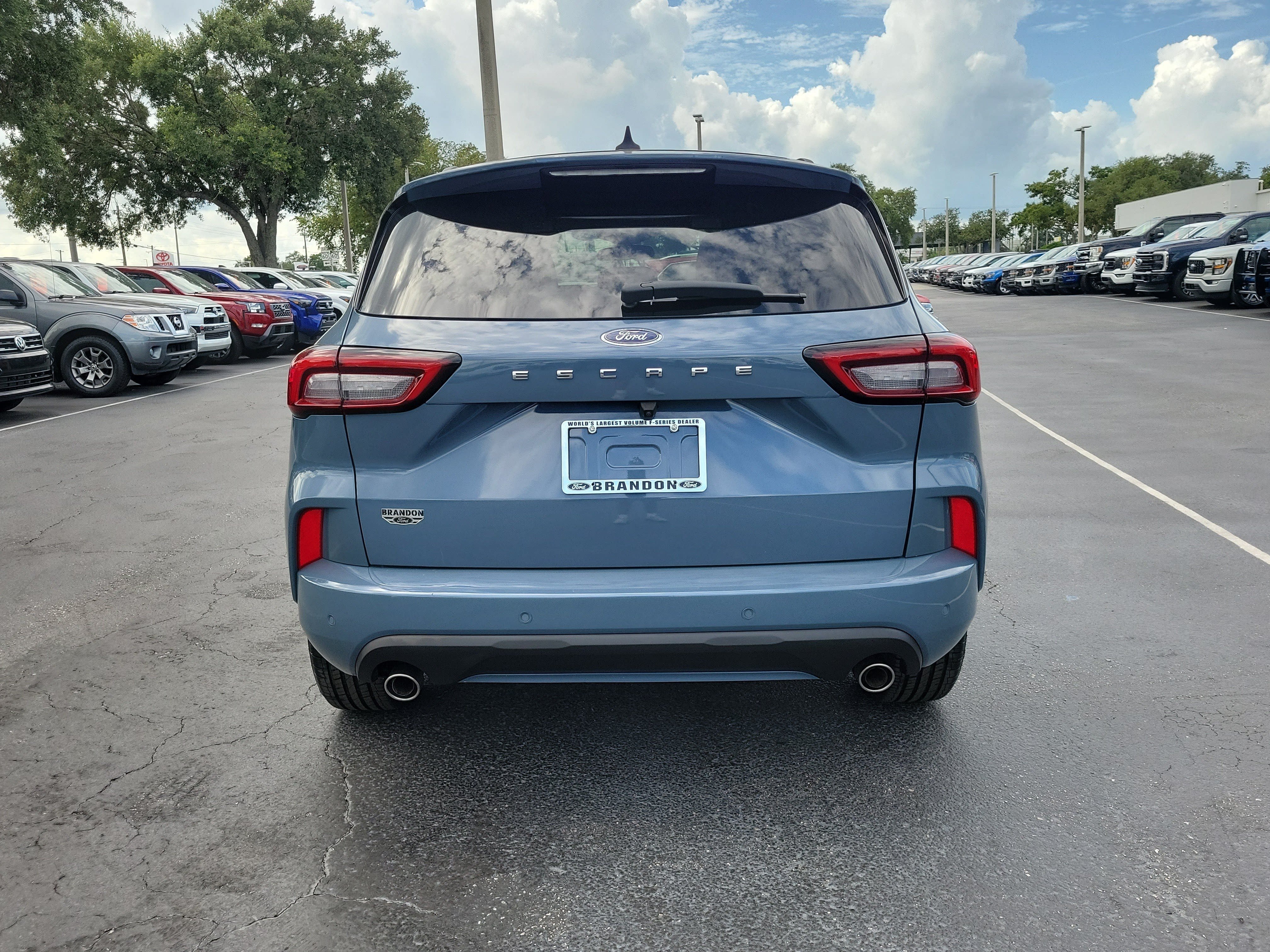 Certified 2023 Ford Escape ST-Line w/ Tech Pack #1 FWD image 8