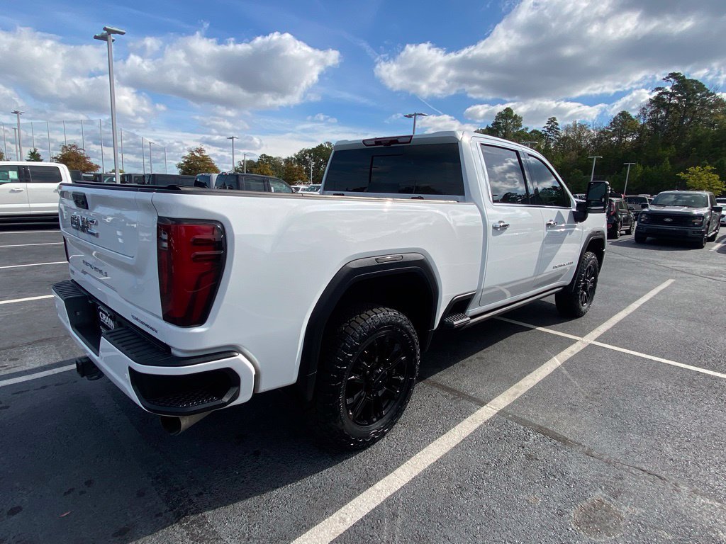 Used 2025 GMC Sierra 2500 Denali w/ Denali Reserve Package AWD/4WD image 7