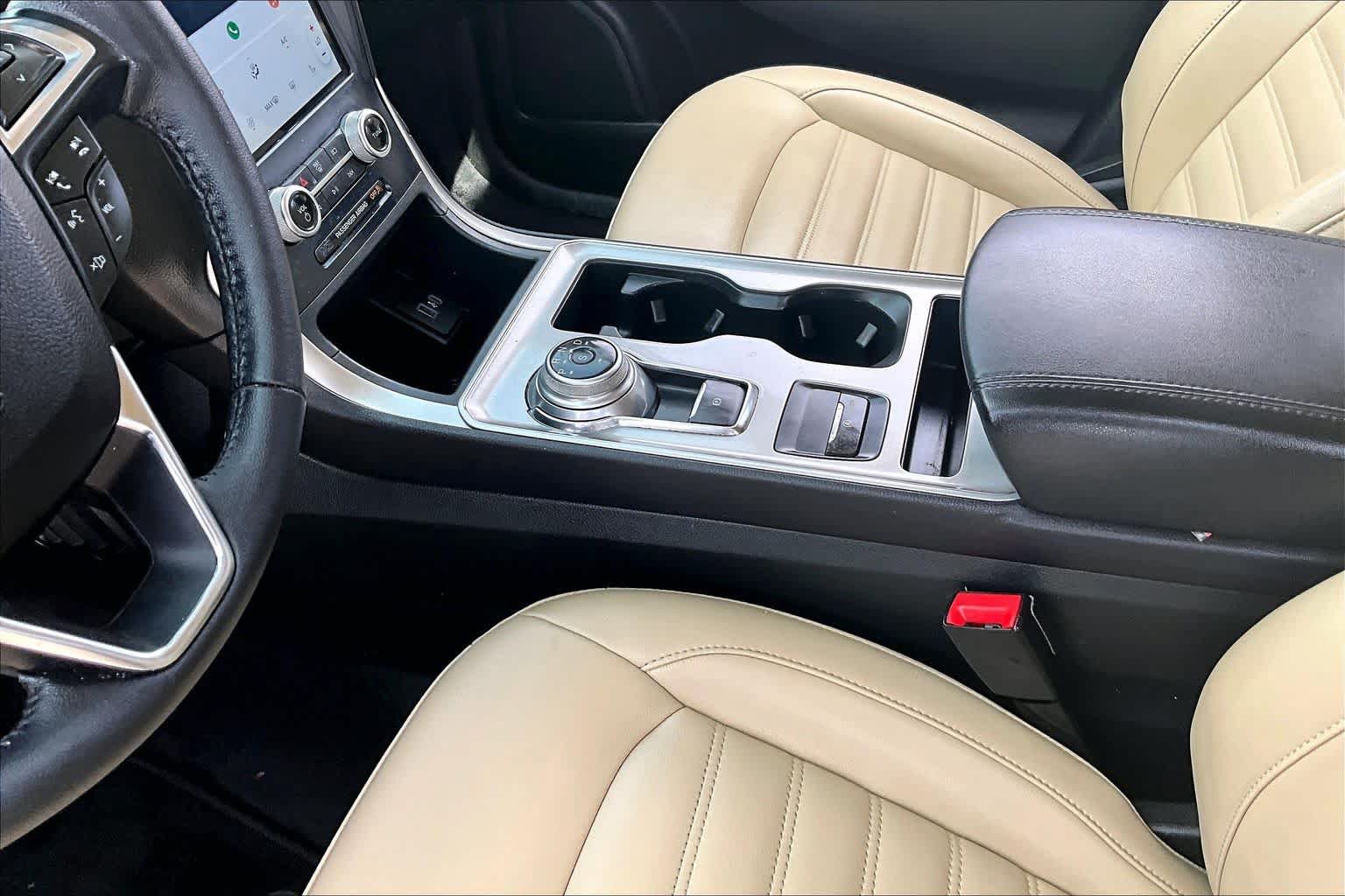 Certified 2023 Ford Edge SEL w/ Convenience Package AWD/4WD image 16