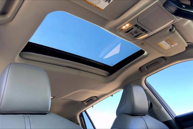 Used 2021 Toyota Highlander XLE image 13