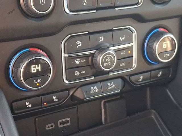 Used 2024 Chevrolet Tahoe LT AWD/4WD image 25