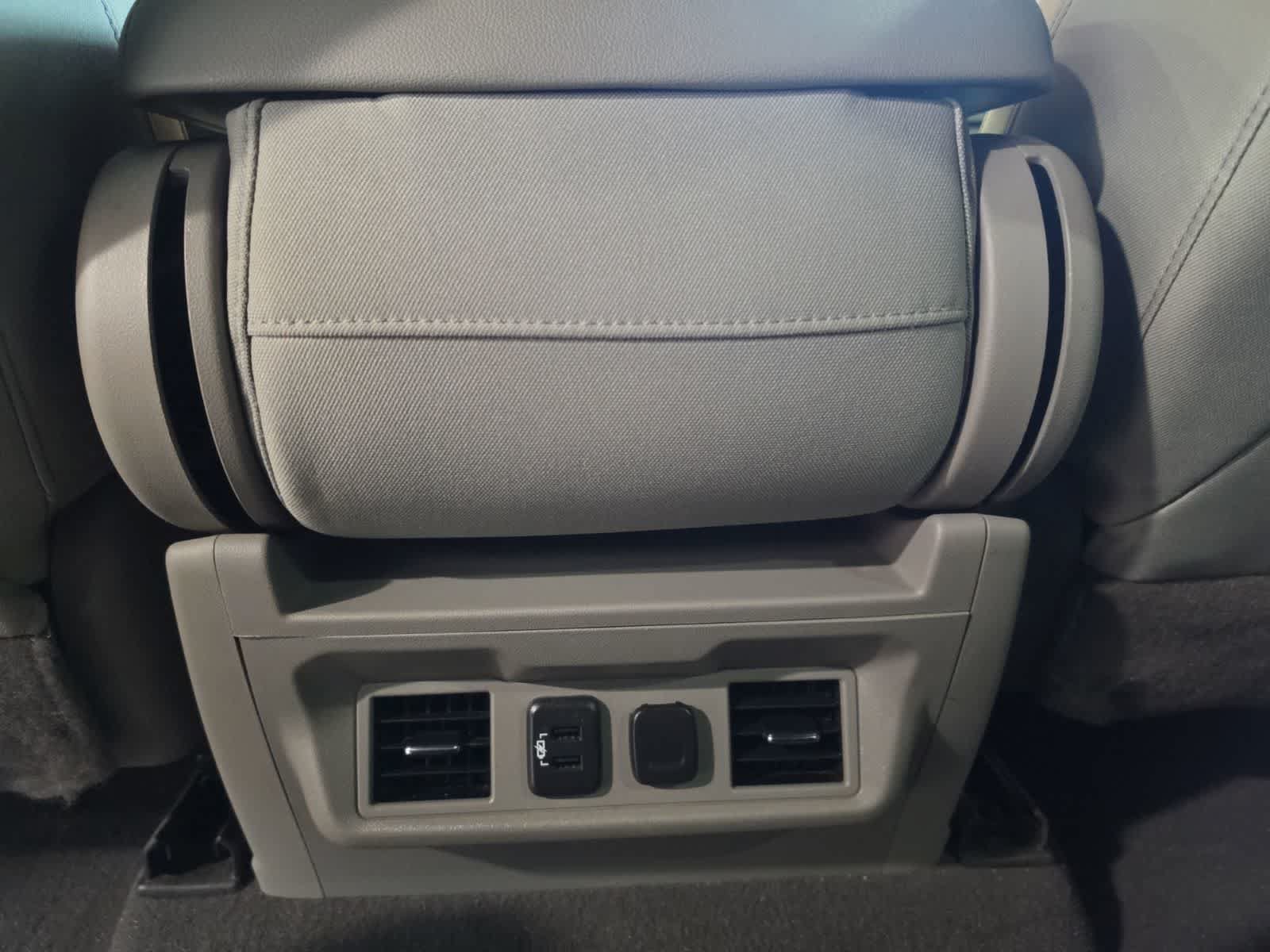 Used 2019 GMC Sierra 1500 SLE w/ SLE Value Package AWD/4WD image 29