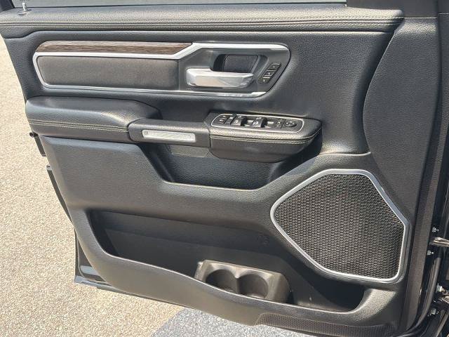 Used 2020 RAM 1500 Laramie AWD/4WD image 28