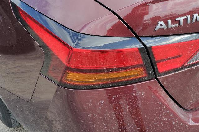Used 2025 Nissan Altima 2.5 SV image 7