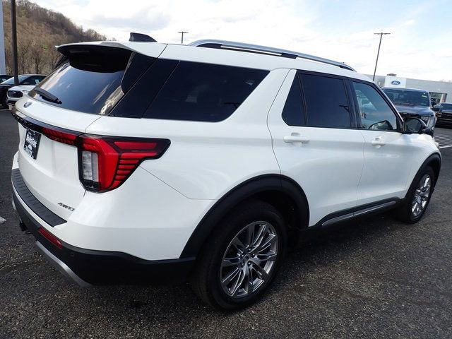 Certified 2025 Ford Explorer Platinum image 4