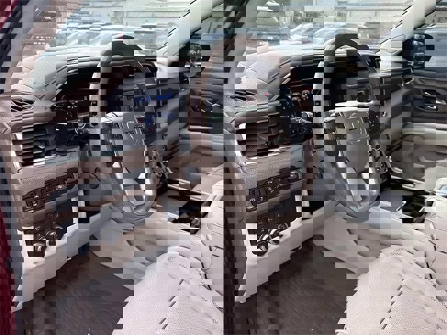 Used 2021 GMC Yukon Denali w/ Denali Premium Package image 29