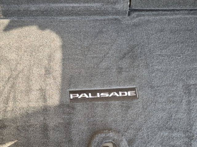 Used 2025 Hyundai Palisade SEL FWD image 6