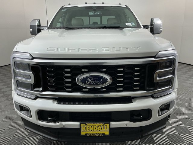 Certified 2026 Ford F450 Platinum w/ Platinum Plus Package AWD/4WD image 2