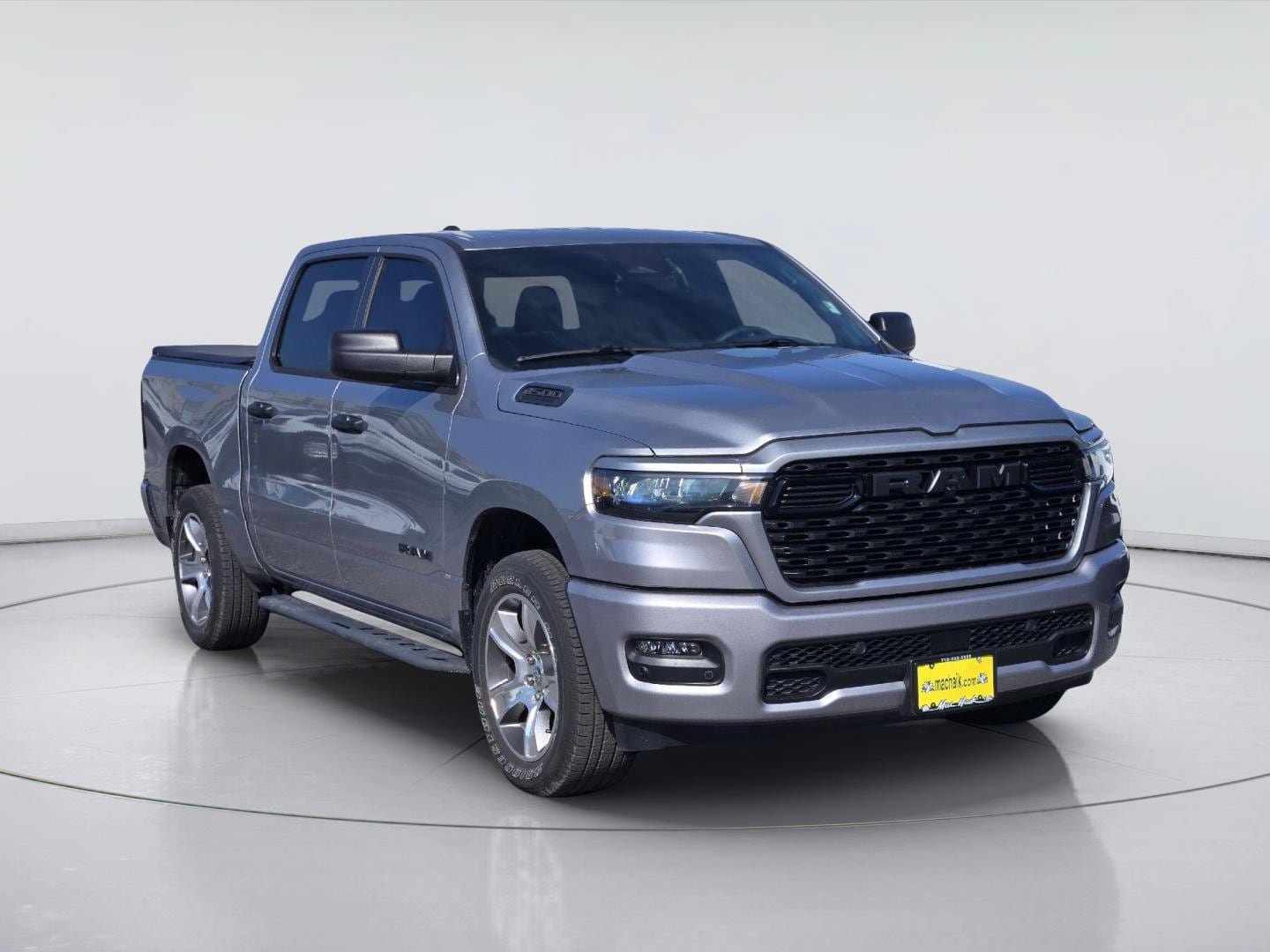 Used 2026 RAM 1500 Express RWD image 3