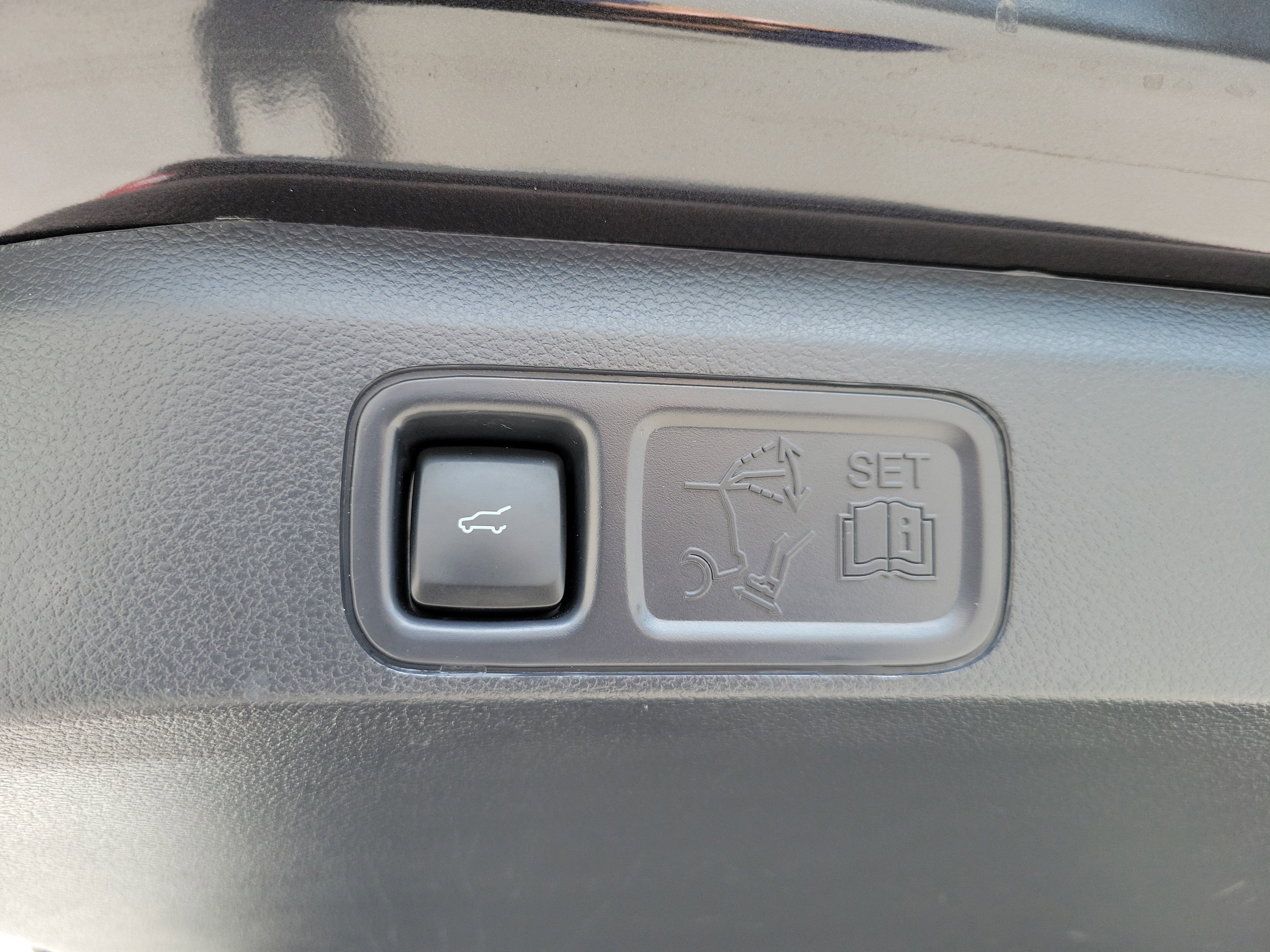 Certified 2024 Ford Expedition Max XLT RWD image 18