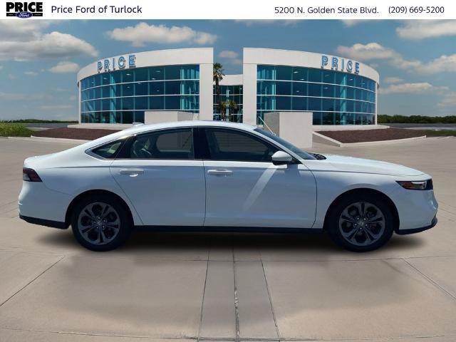 Used 2023 Honda Accord EX image 4