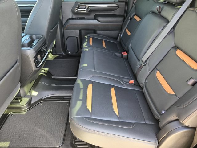 Used 2024 GMC Sierra 2500 AT4 w/ AT4 Premium Plus Package AWD/4WD image 28