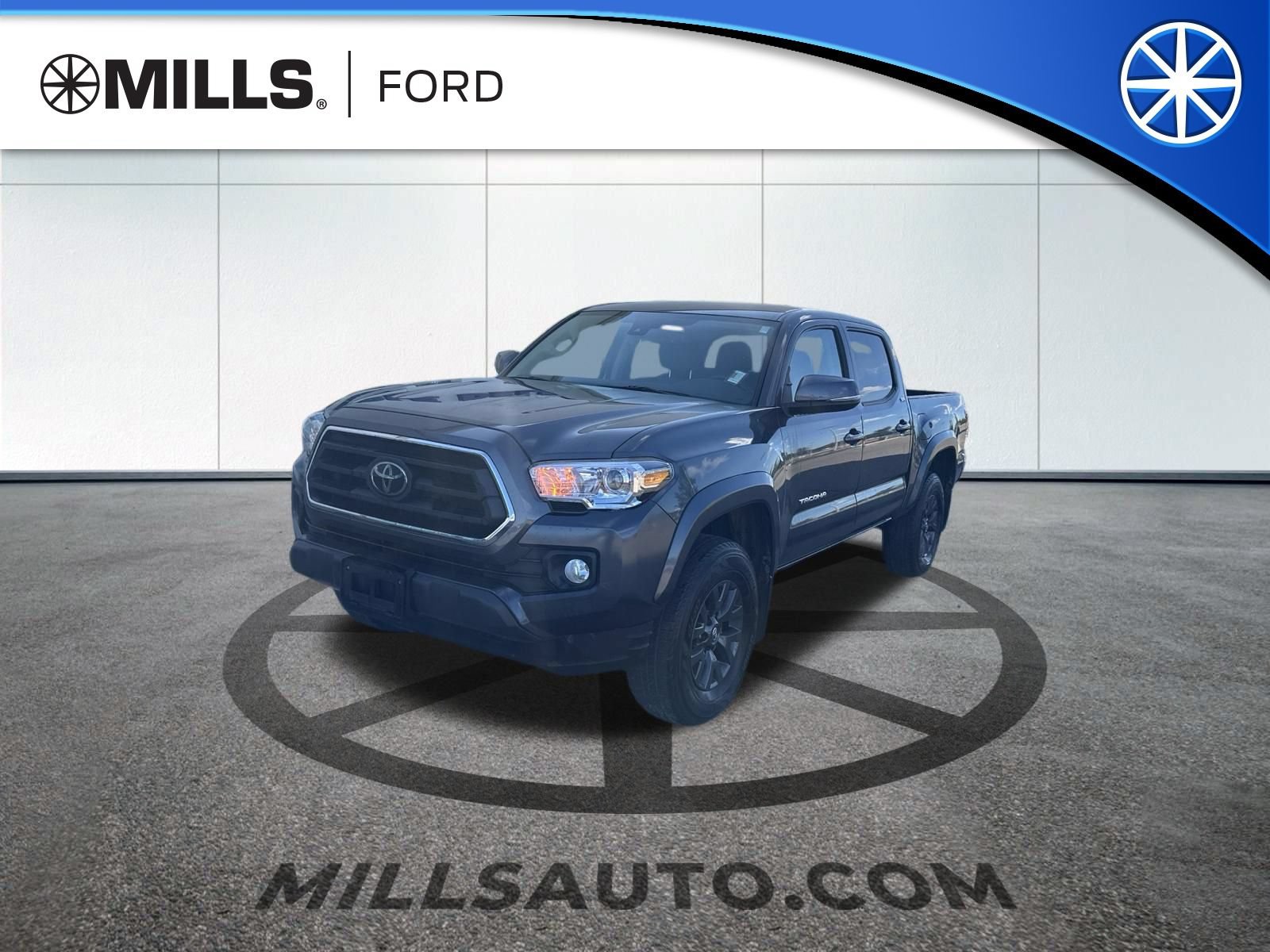Used 2022 Toyota Tacoma SR5 AWD/4WD image 1