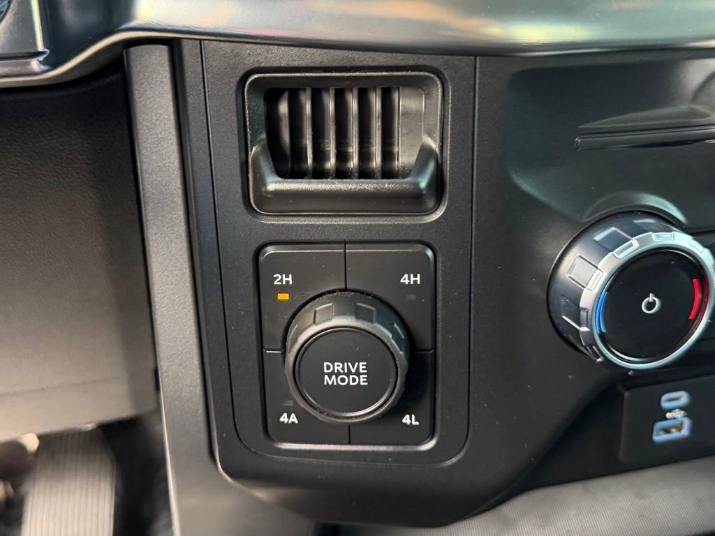 Certified 2022 Ford F150 Lariat image 27