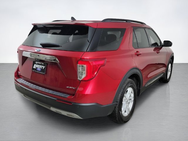 Certified 2024 Ford Explorer XLT w/ Equipment Group 202A AWD/4WD image 3