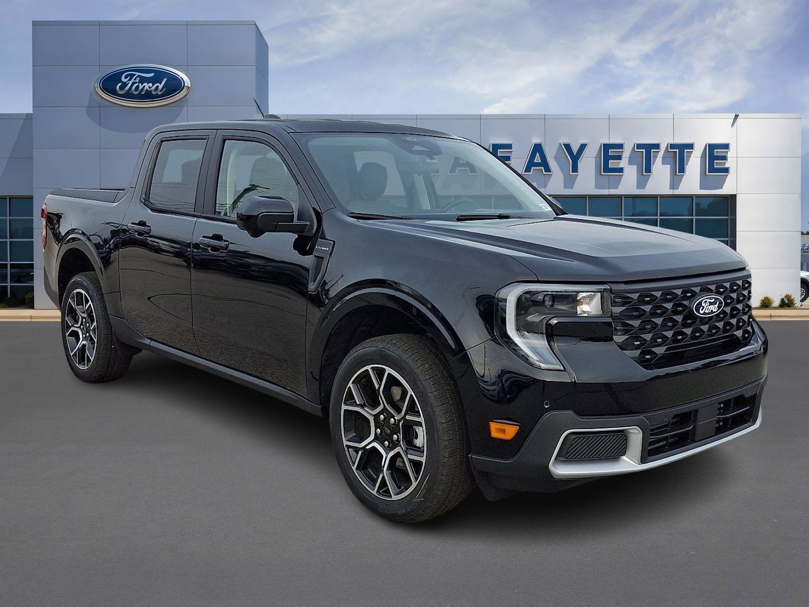 Certified 2026 Ford Maverick Lariat w/ 4K Tow Package image 1