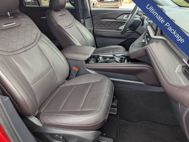 Certified 2025 Ford Explorer Platinum w/ Ultimate Package AWD/4WD image 13