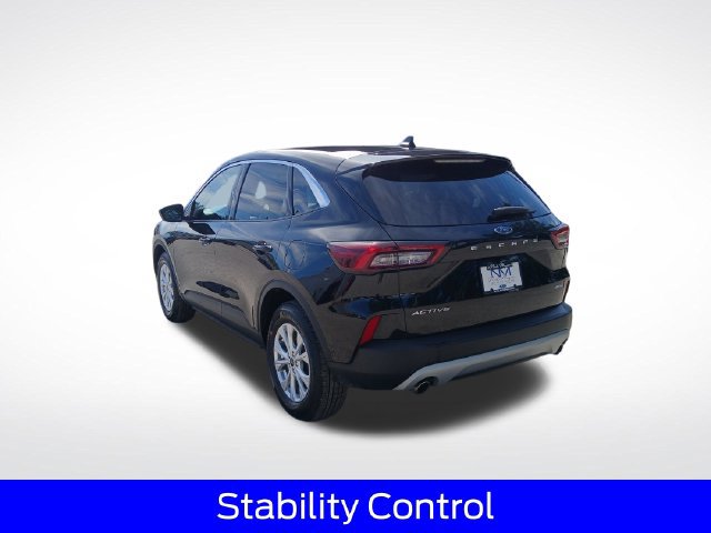Certified 2023 Ford Escape Active AWD/4WD image 7