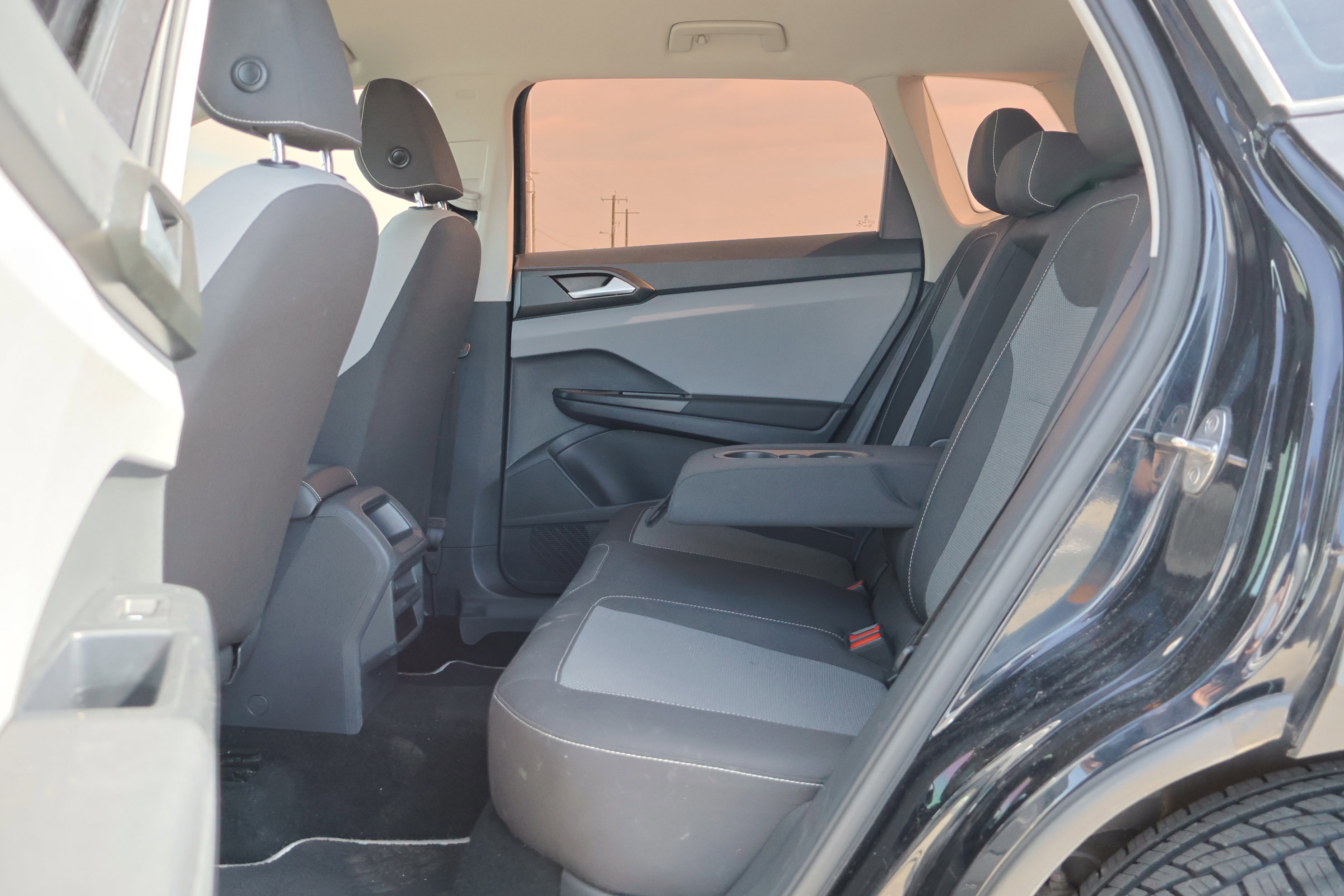 Used 2023 Volkswagen Taos S image 30