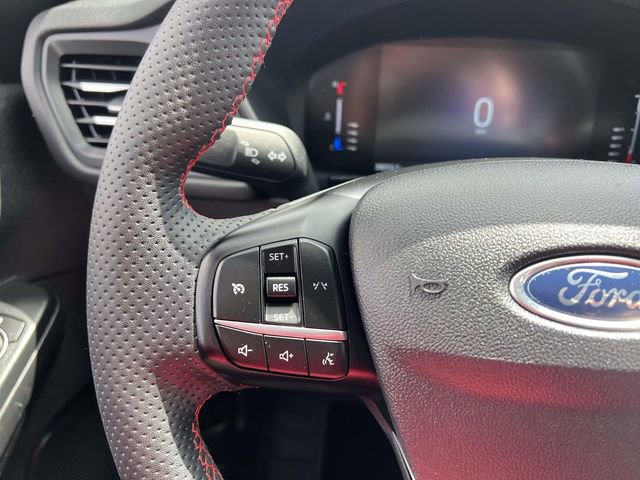Certified 2023 Ford Escape ST-Line w/ Cold Weather Package FWD image 17