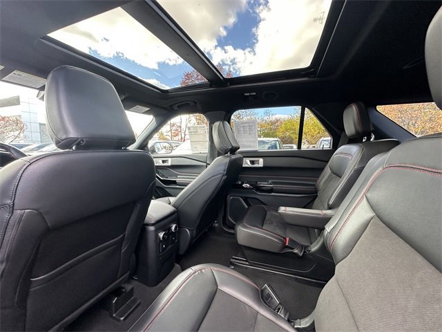 Certified 2022 Ford Explorer ST-Line w/ Class IV Trailer Tow Package image 19