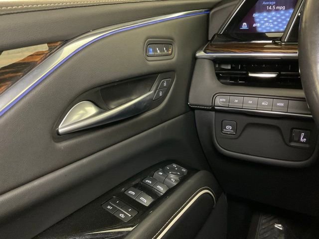 Used 2023 Cadillac Escalade ESV Premium Luxury image 22