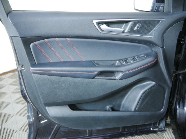 Certified 2022 Ford Edge ST-Line w/ Class II Trailer Tow Package AWD/4WD image 21