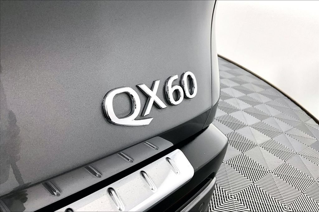 Used 2023 INFINITI QX60 Luxe w/ Vision Package AWD/4WD image 14