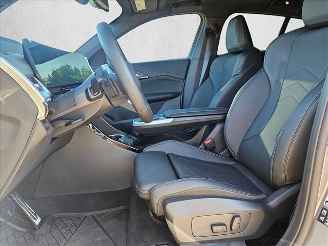 Used 2026 BMW X2 xDrive28i w/ Technology Package AWD/4WD image 17