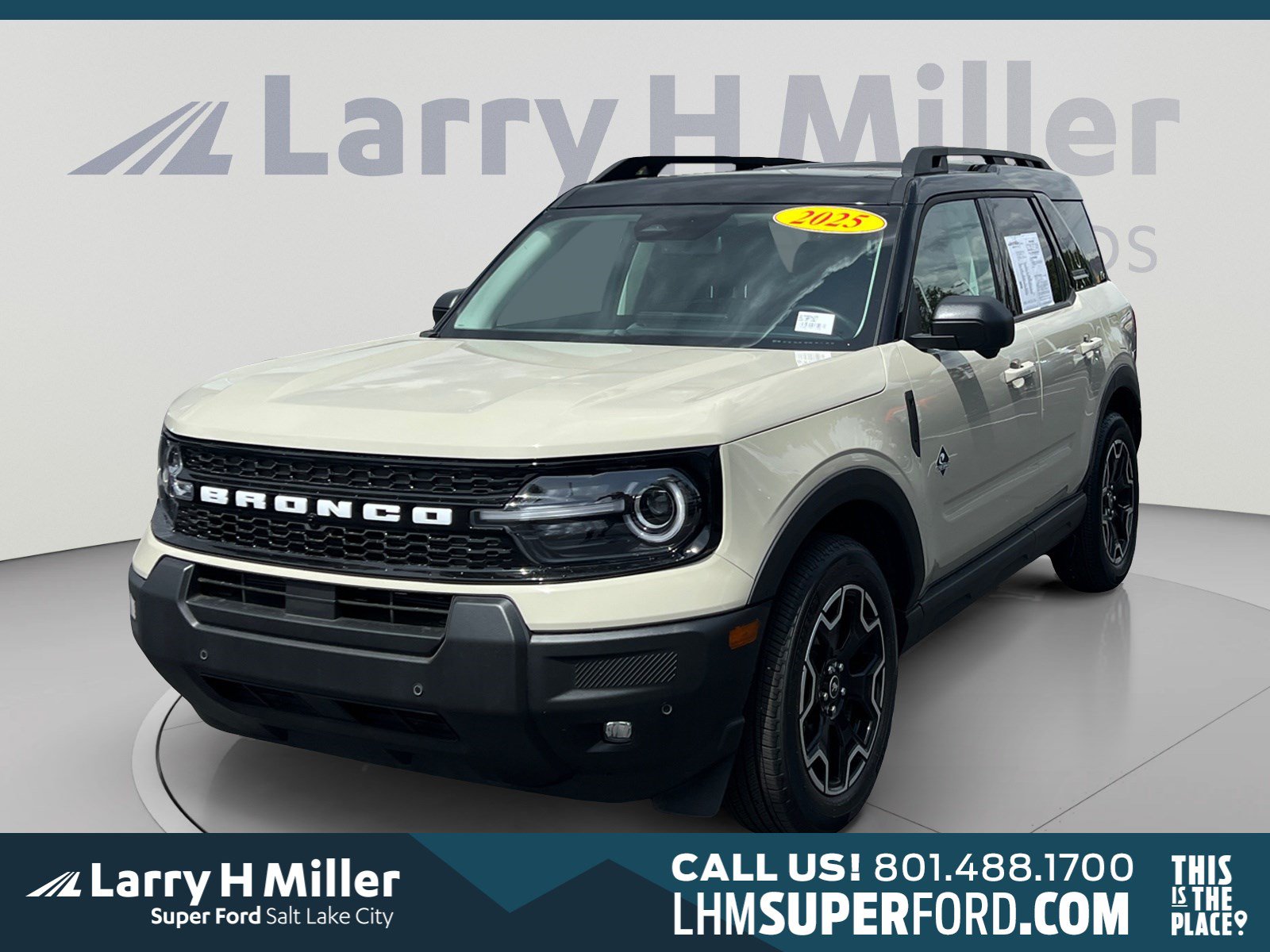 Certified 2025 Ford Bronco Sport Outer Banks w/ Outer Banks Tech Package+ AWD/4WD image 1