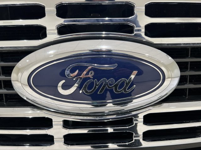 Certified 2023 Ford F250 XLT w/ FX4 Off-Road Package AWD/4WD image 26