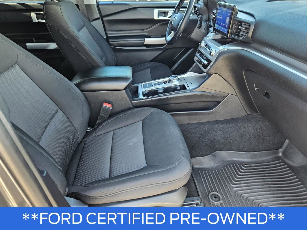 Certified 2022 Ford Explorer XLT RWD image 11