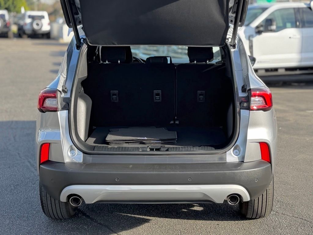 Certified 2023 Ford Escape Active image 10