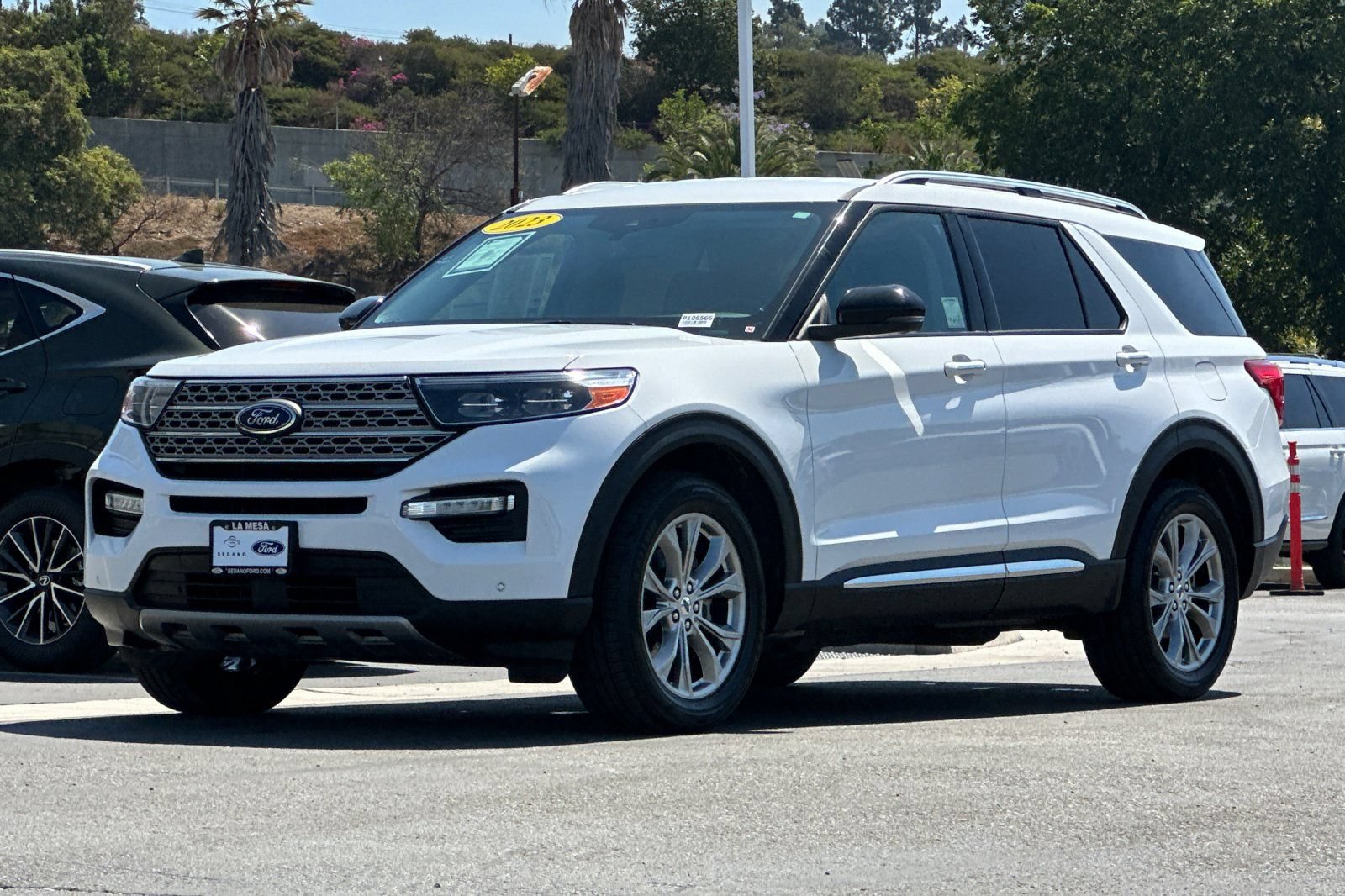 Certified 2023 Ford Explorer Limited w/ Equipment Group 301A AWD/4WD image 7