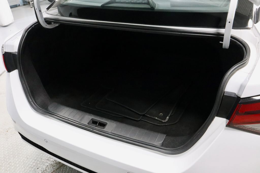 Used 2024 Nissan Sentra SV image 13