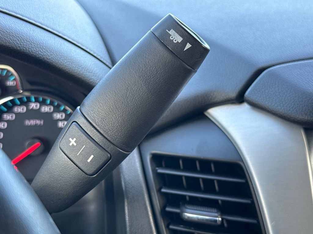 Used 2018 GMC Yukon SLT image 24