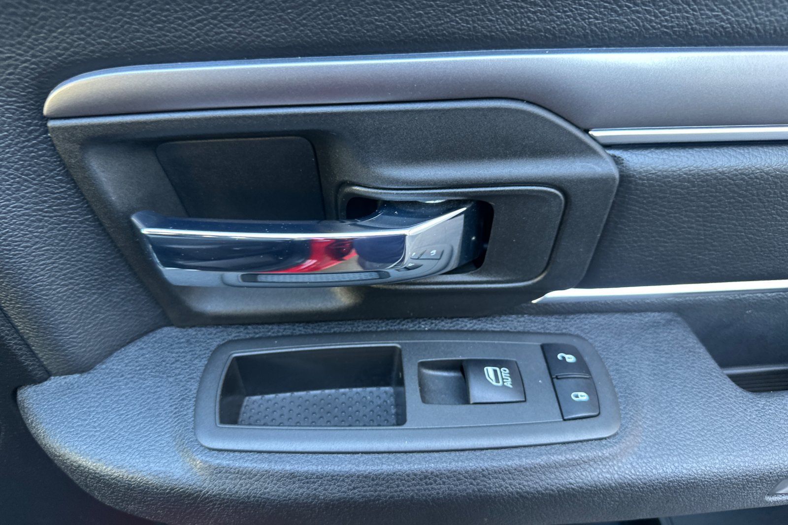 Used 2022 RAM 1500 Warlock RWD image 20