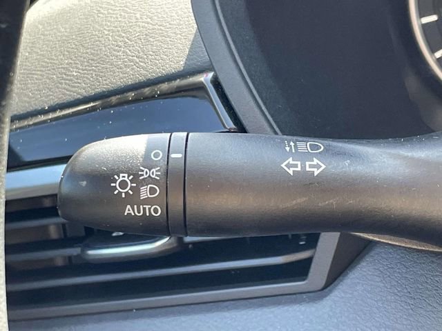 Used 2023 Nissan Altima 2.5 SR w/ SR Premium Package image 22