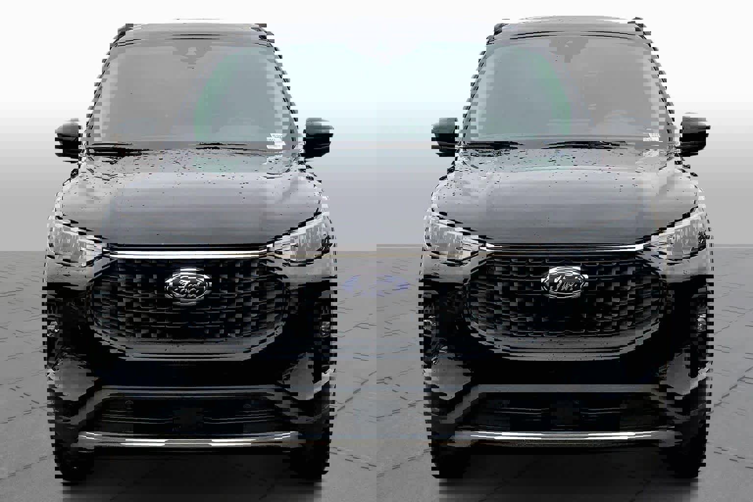 Certified 2025 Ford Escape SE image 3