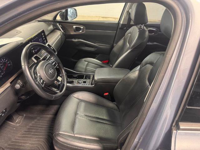 Used 2021 Kia Sorento EX w/ Panoramic Sunroof Package AWD/4WD image 14