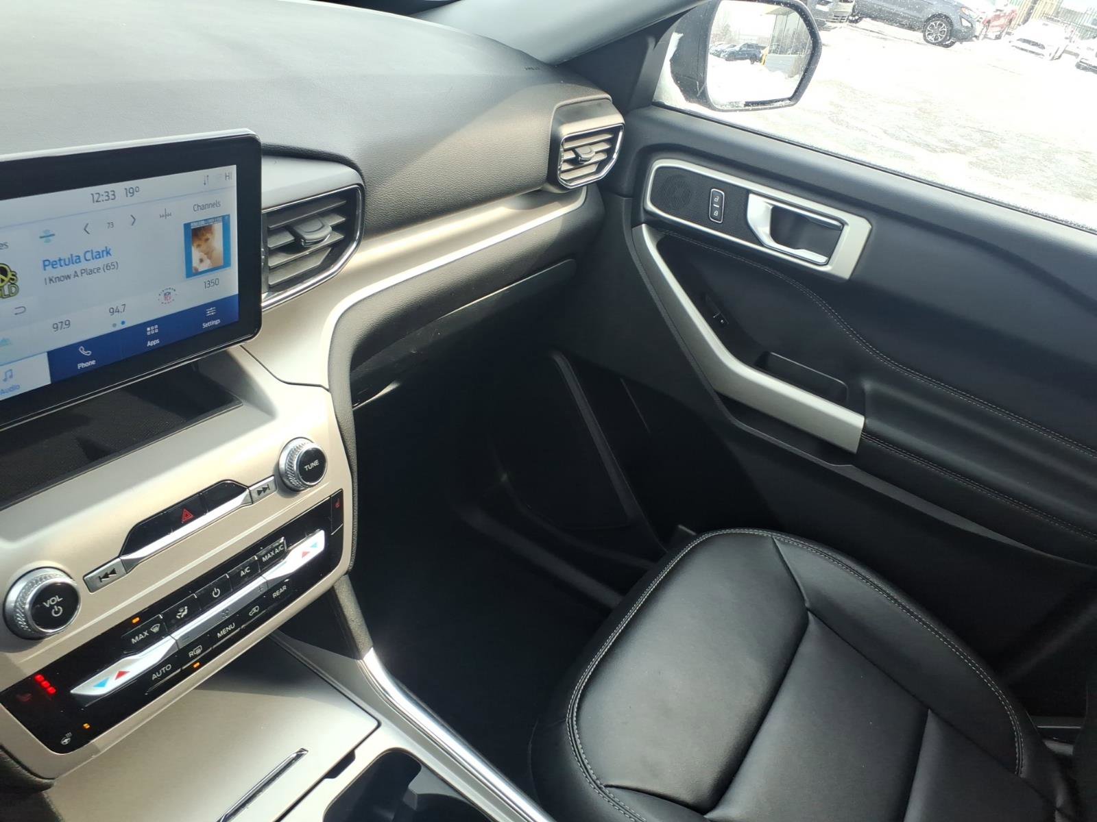 Certified 2023 Ford Explorer XLT w/ Equipment Group 202A image 21