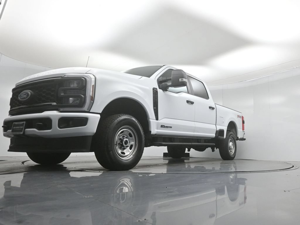 Certified 2025 Ford F250 XL w/ STX Appearance Package AWD/4WD image 40