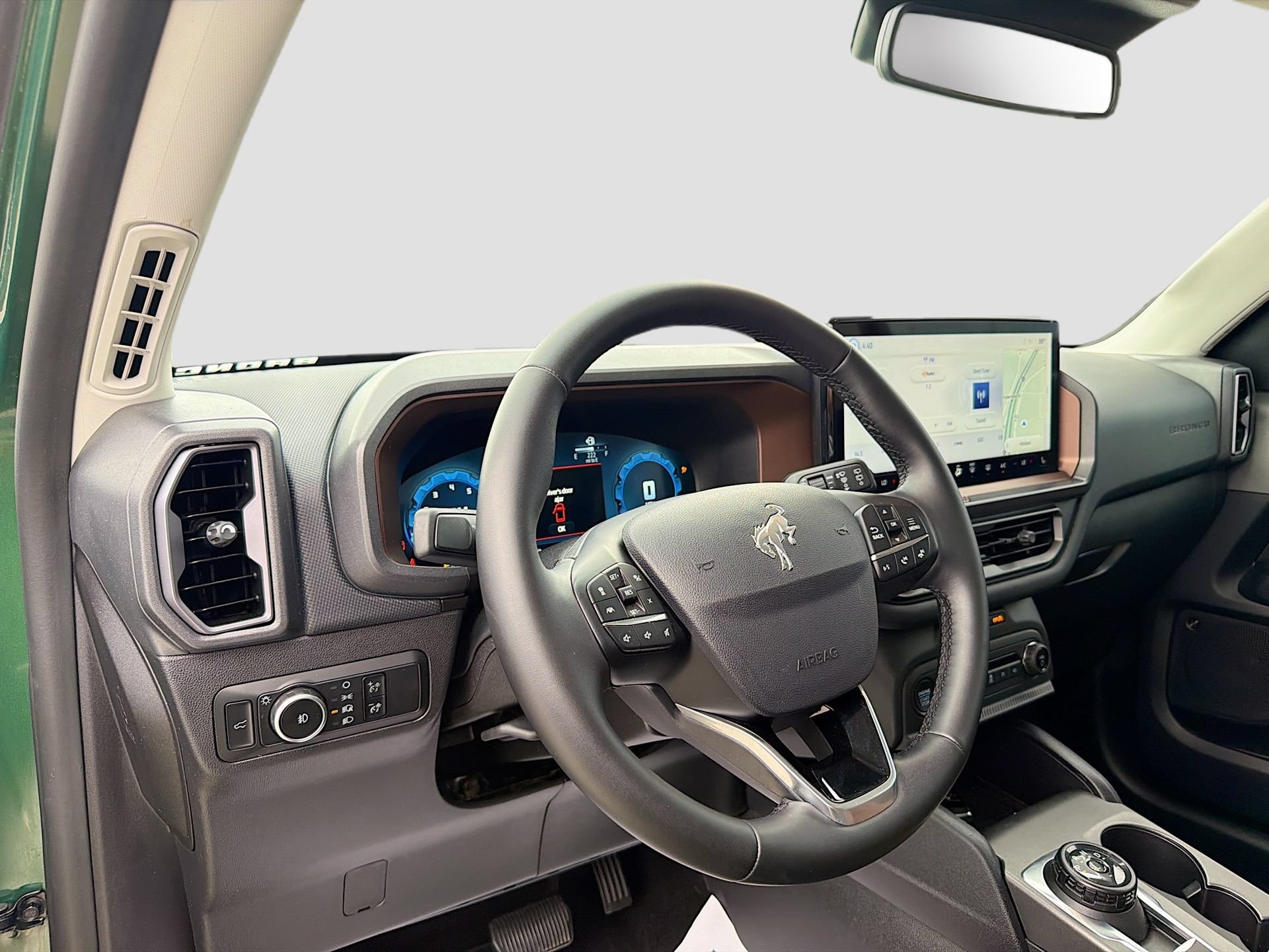 Certified 2025 Ford Bronco Sport Outer Banks w/ Outer Banks Tech Package+ AWD/4WD image 13