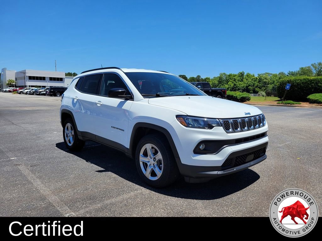 Used 2024 Jeep Compass Latitude AWD/4WD image 9
