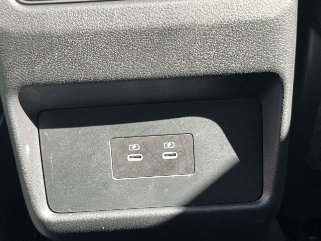 Used 2024 Nissan Rogue SV w/ SV Premium Package FWD image 34