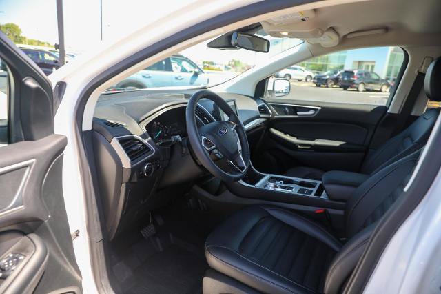 Certified 2024 Ford Edge SEL w/ Convenience Package AWD/4WD image 19