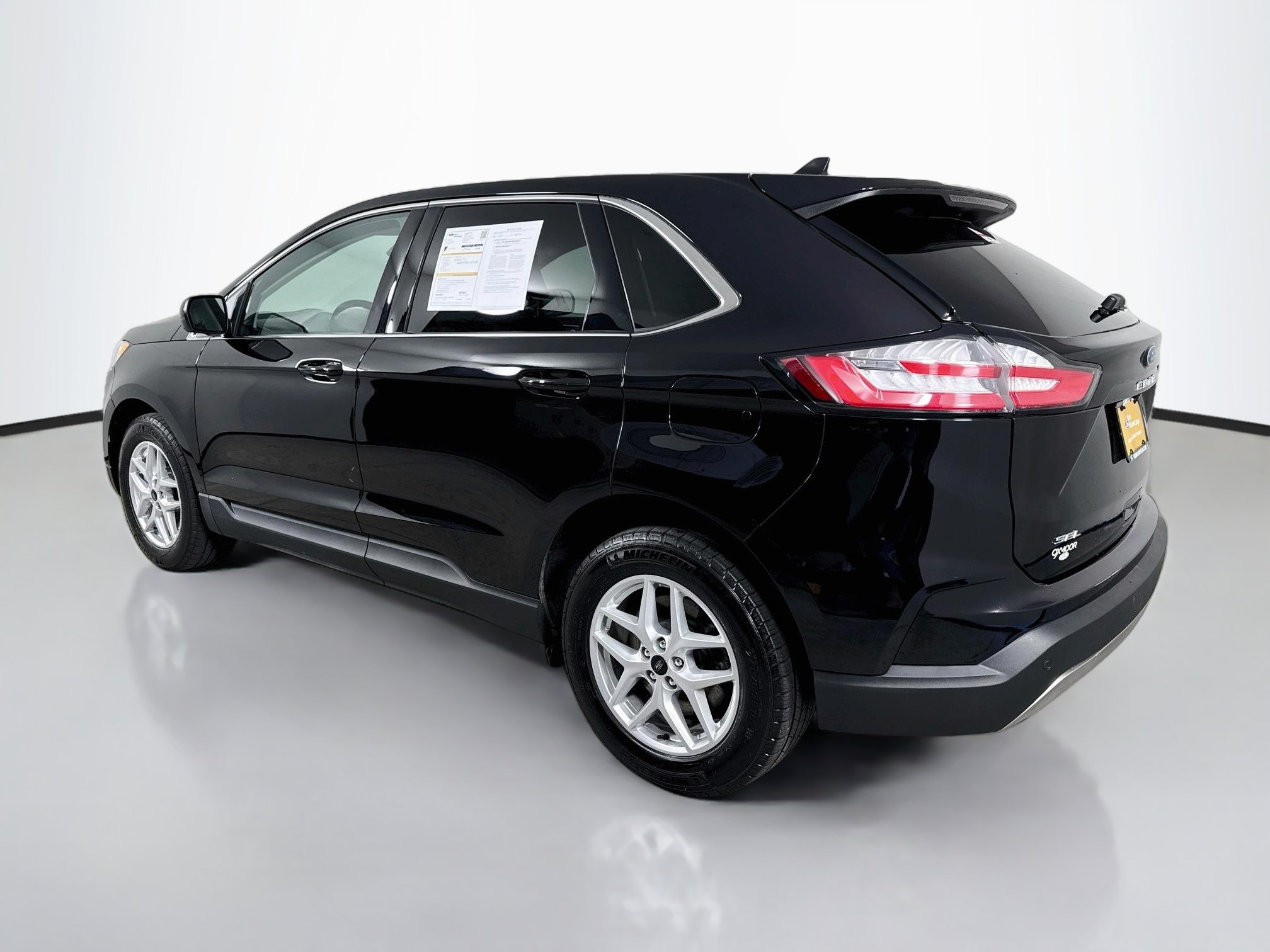 Certified 2024 Ford Edge SEL w/ Convenience Package AWD/4WD image 10
