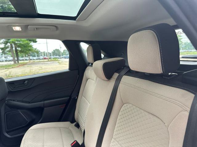 Certified 2022 Ford Escape SE w/ Cold Weather Package FWD image 27